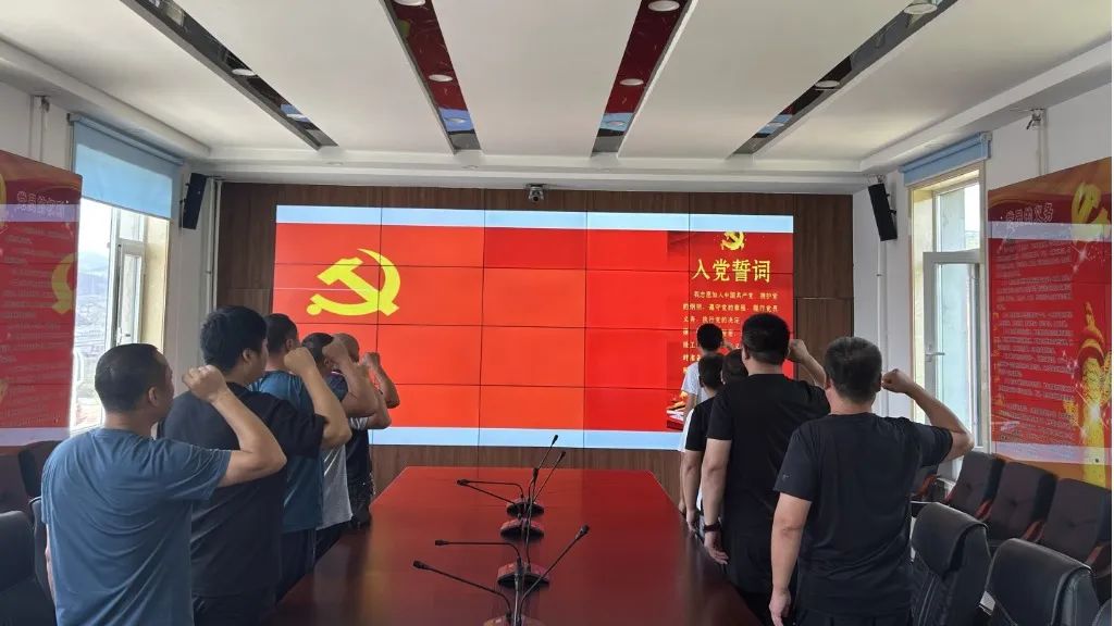 1695095573798183.jpg 33e15197443f726114e0454792f6af75.jpg